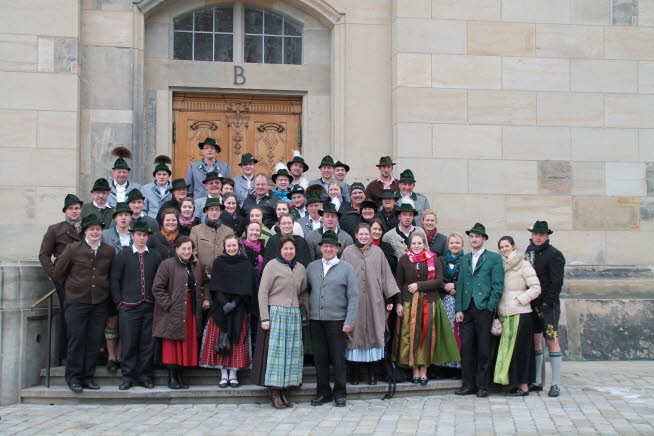 Gruppenfoto vor der Frauenkirche